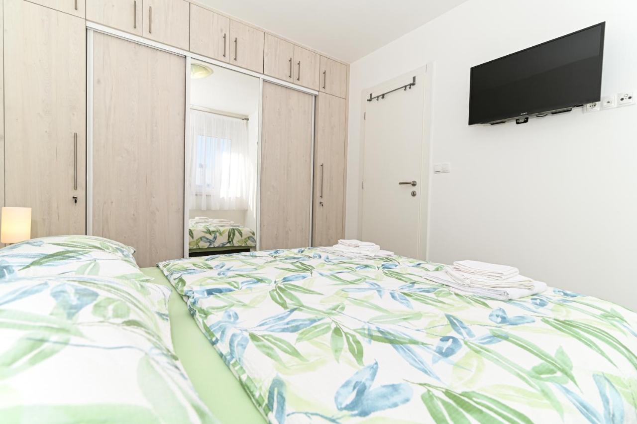 Luxury Apartment With Swimming Pool Ana Trogir Kültér fotó