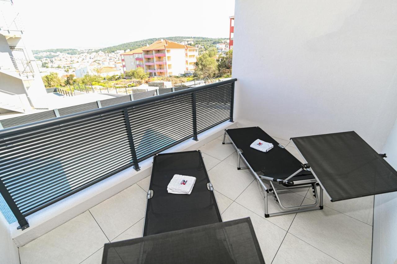 Luxury Apartment With Swimming Pool Ana Trogir Kültér fotó