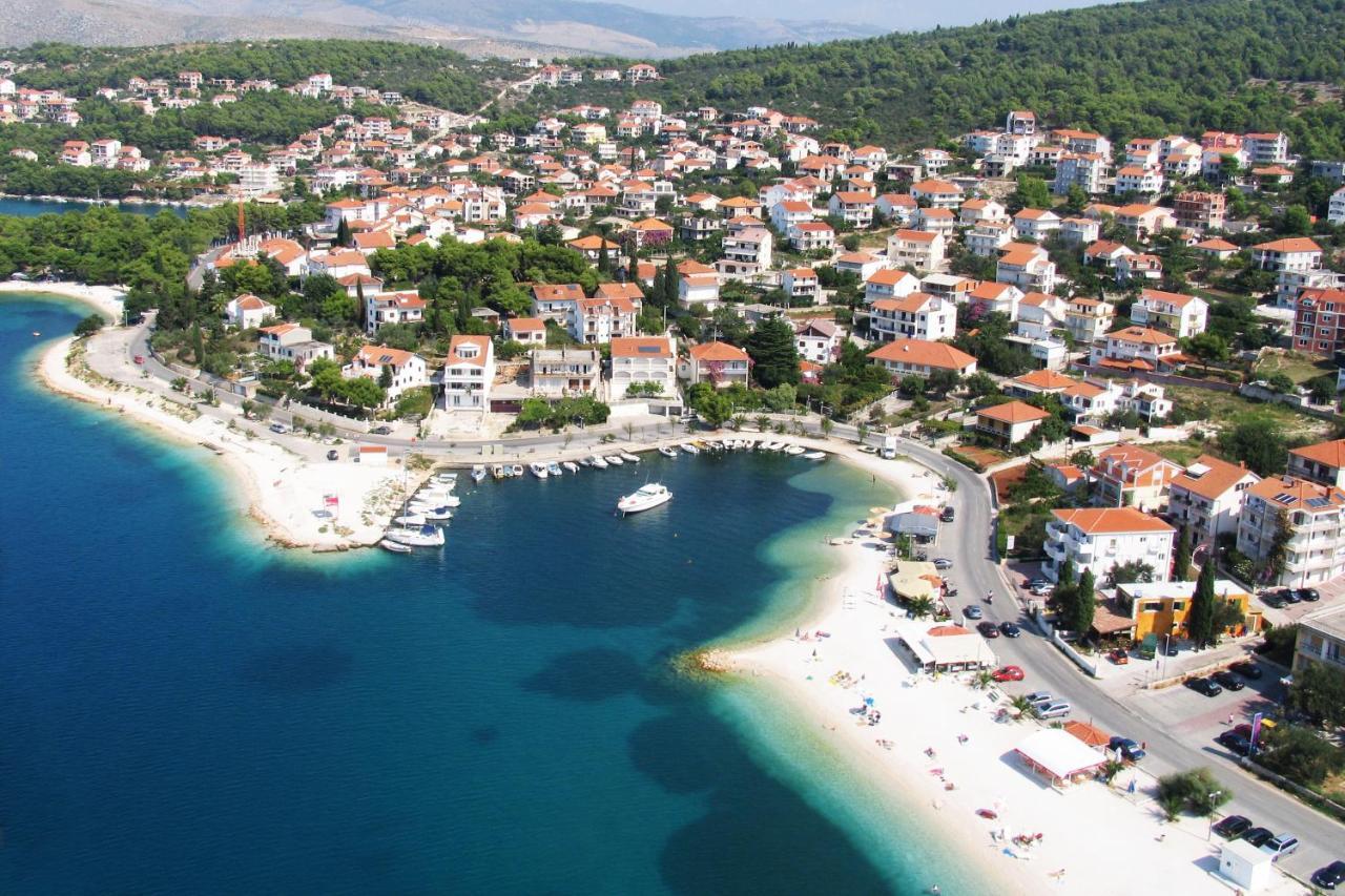Luxury Apartment With Swimming Pool Ana Trogir Kültér fotó
